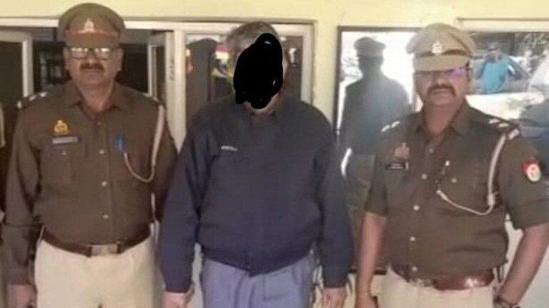 रिश्ते शर्मसार! गाजियाबाद में दादा ने किया डेढ़ साल की पोती का रेप? सामने आई ये बात UPTak