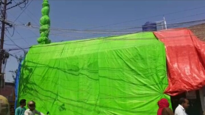 शाहजहांपुर की अनोखी होली! निकलता है लाट साहब का जुलूस, ढक दी जाती हैं मस्जिदें, देखें UP Tak