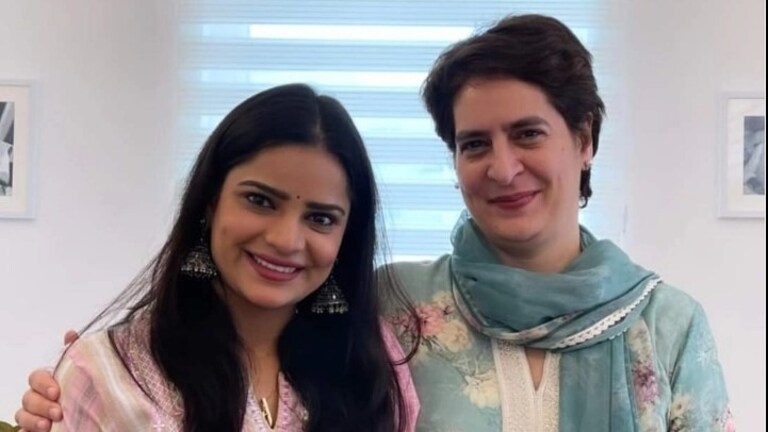 प्रियंका गांधी के निजी सचिव के खिलाफ कांग्रेस सदस्य अर्चना गौतम ने दर्ज कराया केस, जानिए मामला UP Tak