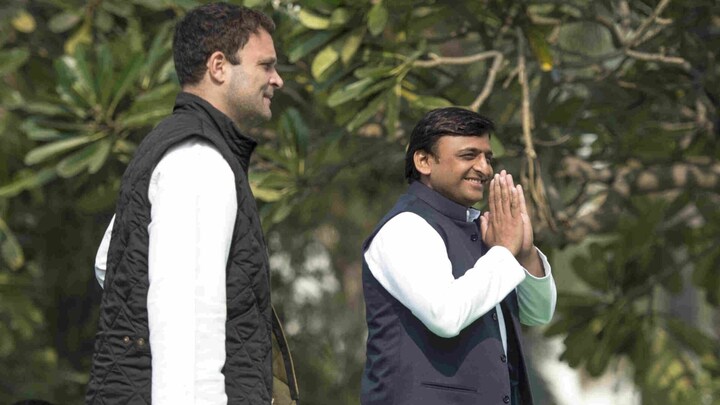 राहुल गांधी के समर्थन में ट्वीट कर अखिलेश बोले- भाजपा विपक्ष की ताकत से डर गई UP Tak