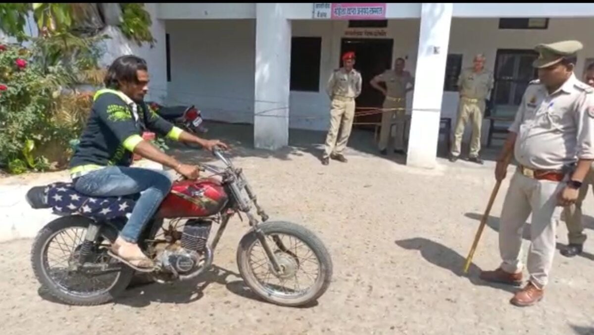 ‘मौत के कुएं’ वाली बाइक से संभल में नशे में धुत युवक कर रहा था स्टंटबाजी, अब पुलिस ने सिखाया ये सबक UP Tak
