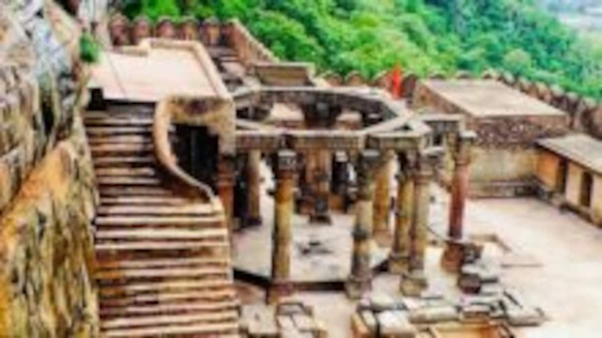 बांदा आएं तो इन प्रसिद्ध मंदिरों और किलों को घूमने जरूर जाएं, यादगार रहेगा सफर UP Tak