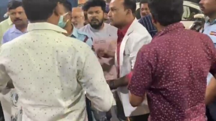 KGMU के वॉर्ड बॉय ने की मरीज को प्राइवेट अस्पताल में भर्ती कराने की जिद? Video वायरल UP Tak