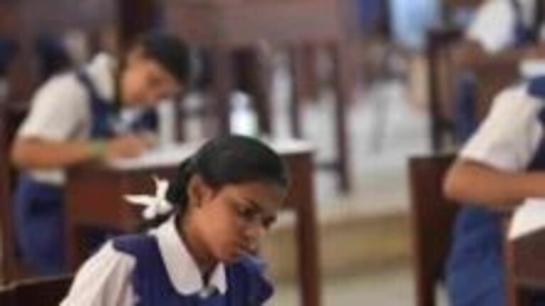 यूपी बोर्ड 10वीं-12वीं के एग्जाम खत्म, बोर्ड ने 30 साल बाद बनाया ये रिकॉर्ड up board 5