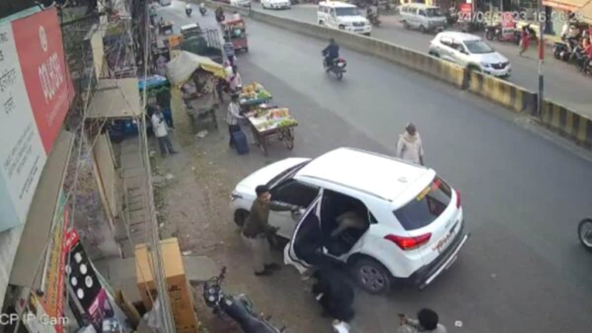 अतीक के बेटे-पत्नी से लेकर गुड्डू मुस्लिम तक, उमेश पाल केस में ये सभी पुलिस की रडार पर UP Tak