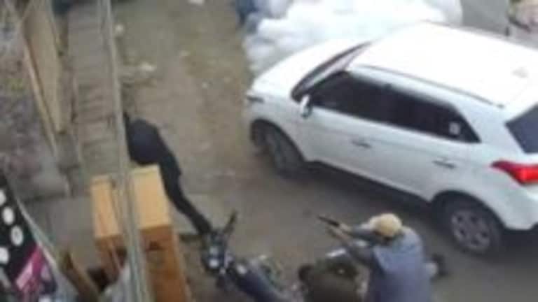 पहले भी हो चुकी थी उमेश पाल की हत्या की कोशिश, घर तक आए थे शूटर्स, हुआ खुलासा, जानें UP Tak