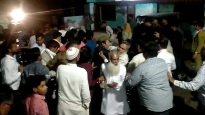 गजब! लखीमपुर खीरी में नागिन डांस को लेकर बारातियों से भिड़े घराती, हुई जमकर मारपीट UP Tak