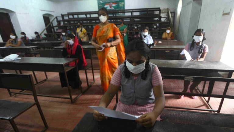 यूपी बोर्ड 10वीं, 12वीं का रिजल्ट घोषित, जानें कहां और कैसे मिलेगी ओरिजनल मार्कशीट यूपी बोर्ड 10वीं, 12वीं का रिजल्ट घोषित, जानें कहां और कैसे मिलेगी ओरिजनल मार्कशीट