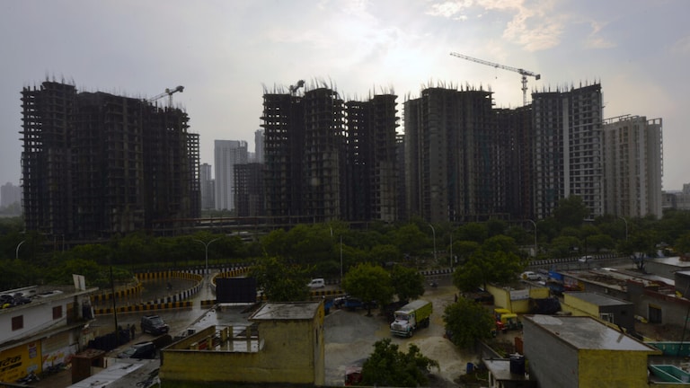 ‘नया नोएडा’ बसाने की तैयारी, इसमें शिकागो जैसा होगा मल्टीमॉडल ट्रांसपोर्ट हब, जानें डिटेल UP Tak