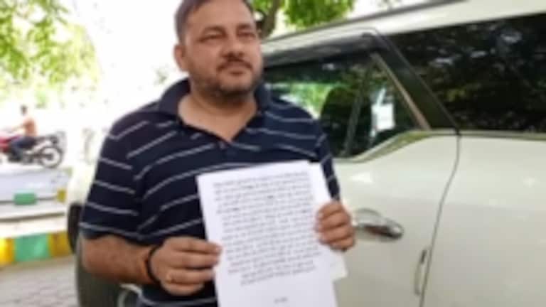 भाभी ने कहा है अभी सांसद जी ही मरे हैं, हम जिंदा हैं- गुड्डू मुस्लिम के नाम से लेटर वायरल UP Tak