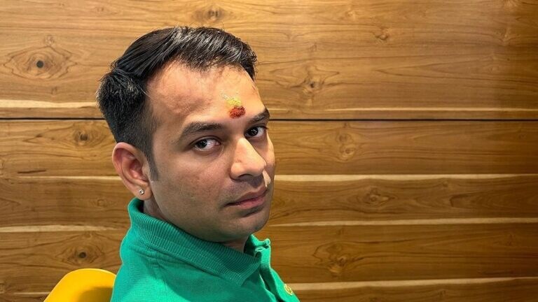 वाराणसी में बिहार के मंत्री तेज प्रताप की सुरक्षा में सेंध? ‘बिना अनुमति के खोला गया होटल का रूम’ UP Tak