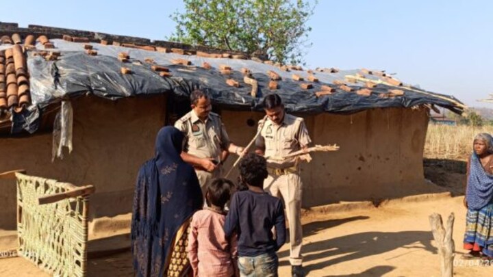 सोनभद्र: पति ने पत्नी को बेरहमी से पीटकर उतारा मौत के घाट, फिर लाश के पास ही सो गया UP Tak