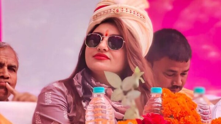 गोरखपुर मेयर चुनाव: सपा ने भोजपुरी स्टार काजल निषाद को दिया टिकट, जानिए इनकी कहानी UP Tak