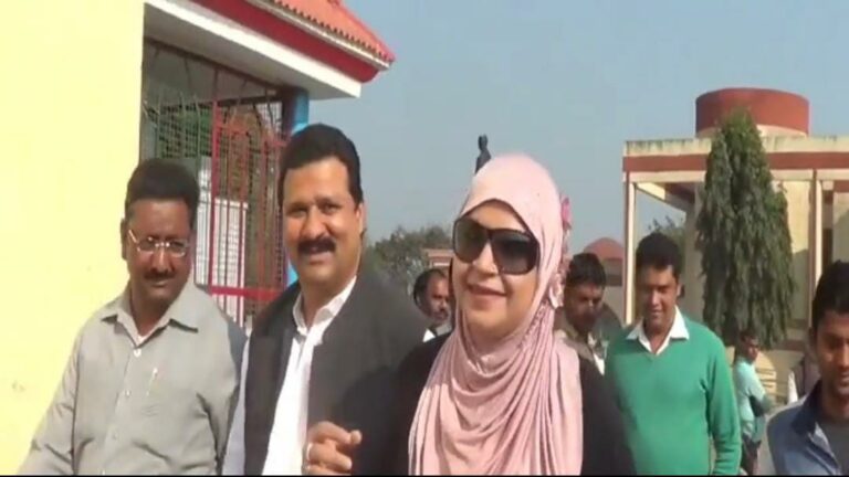 शाइस्ता तो वॉन्टेड है ही, उधर मुख्तार अंसारी की बेगम अफशां के लिए पुलिस ने उठा लिया ये कदम UP Tak