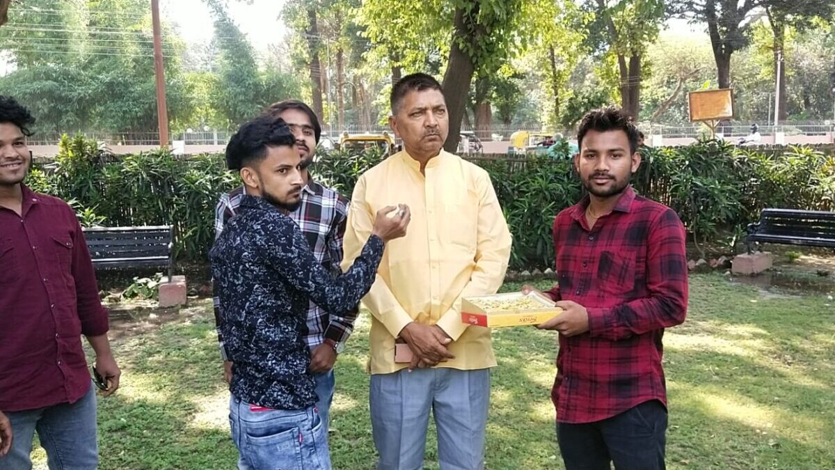 UP Board Result: बीजेपी के पूर्व विधायक ने 12वीं की परीक्षा की पास, मगर इस बात से हैं दुखी UP Tak