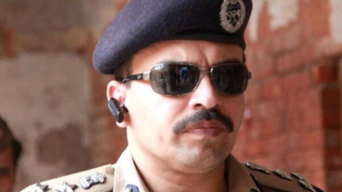 थाने में बीता बचपन, वहीं पर सीखा क ख ग घ…माफियाओं के लिए भय का दूसरा नाम अमिताभ यश! UP Tak