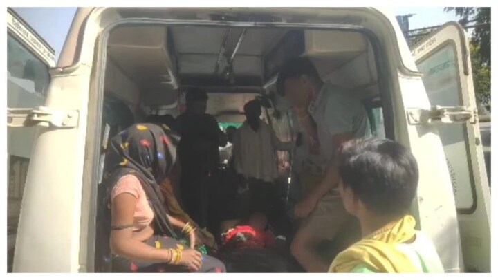 बांदा: क्लास 6 में पढ़ने वाली मासूम के साथ रेप, हालत गंभीर, परिजन बोले- दरिंदे को फांसी दो UP Tak