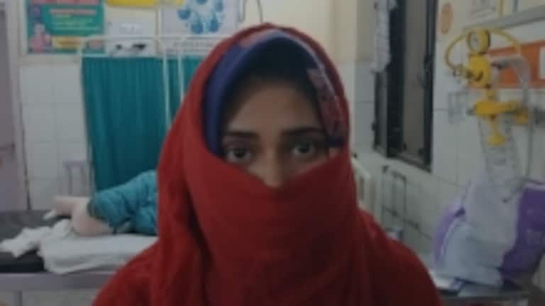 गोंडा में महिला को हुई तीसरी बेटी तो पति ने दी गाली, सास ने पीटा? जानें पीड़िता की दास्तां UP Tak