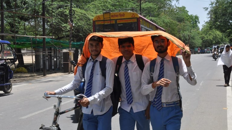 लखनऊ से लेकर नोएडा तक दिखेगा हीट वेव का असर, मौसम विभाग ने बताया कब मिलेगी राहत बांदा में गर्मी का असर.