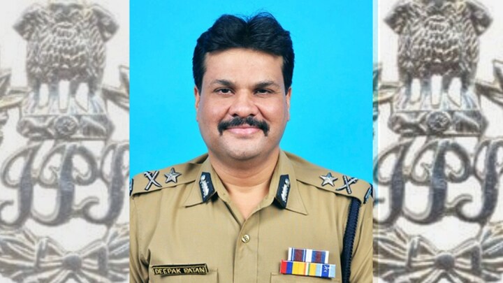 CRPF में तैनात यूपी कैडर के आईपीएस अधिकारी दीपक रतन की हार्ट अटैक से मौत UP Tak