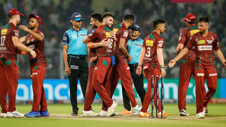 ‘मुस्कुराइए, हम प्लेऑफ में हैं’, KKR पर एक रन की जीत के साथ लखनऊ ने कटाया playoffs का टिकट 'मुस्कुराइए, हम प्लेऑफ में हैं', KKR पर एक रन की जीत के साथ लखनऊ ने कटाया playoffs का टिकट