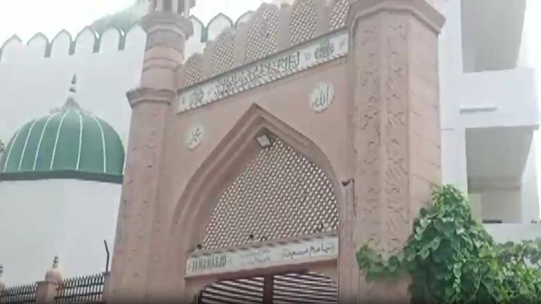 गाजियाबाद में ऑनलाइन गेम से धर्म परिवर्तन? नाबालिग मस्जिद जाकर पढ़ने लगा 5 बार की नमाज UP Tak