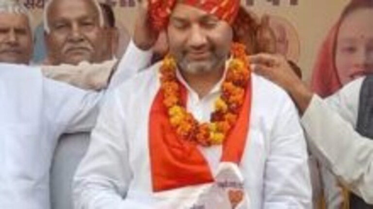 फूलन देवी के हत्यारे शेर सिंह राणा की यूपी निकाय चुनाव में एंट्री, कही BJP को टेंशन देने वाली बात UP Tak