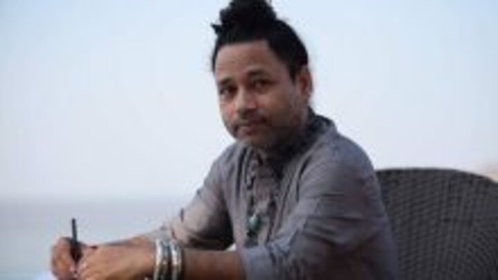 लखनऊ के खास कार्यक्रम में दिखा कैलाश खेर का गुस्से वाला रूप, खूब लगाई डांट, वीडियो वायरल UP Tak