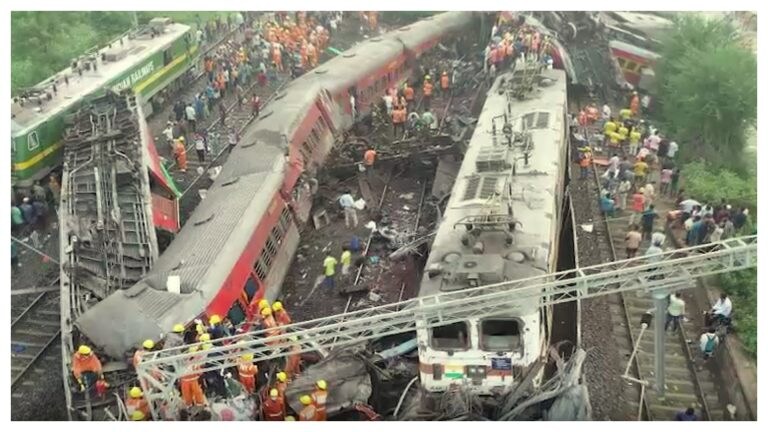 ओडिशा रेल हादसा: CM योगी, बसपा चीफ मायावती और सपा ने जताया दुख, जानिए क्या कहा UP Tak