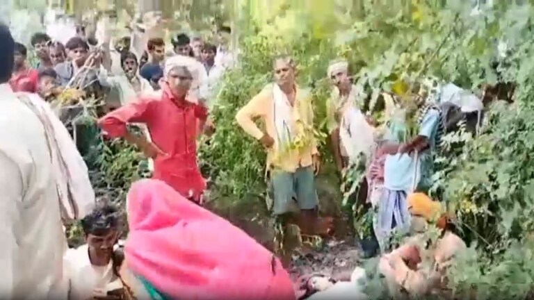 कानपुर देहात: खेत में पेड़ से लटका मिला नवविवाहिता का शव, घर में मचा कोहराम UP Tak