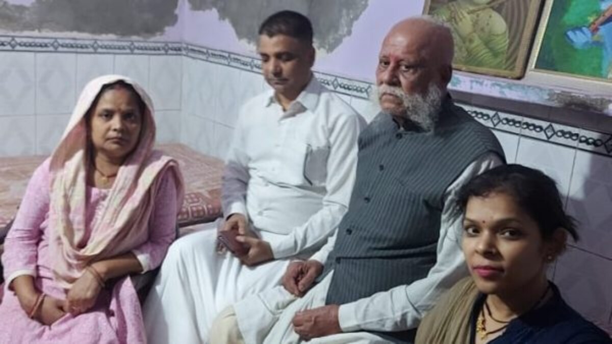 अब एक्टिव हुए राजा भैया के पिता, ज्ञानवापी मस्जिद केस को लेकर किया बड़ा ऐलान, जानिए UP Tak
