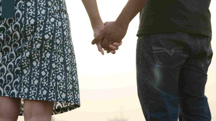 नाबालिग को बुआ से प्यार करना पड़ा महंगा, केस दर्ज होने के बाद लड़के ने उठाया खौफनाक कदम UP Tak