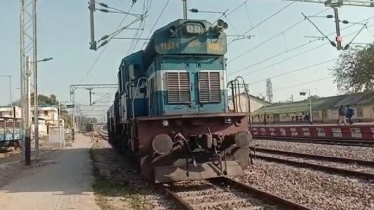 बांदा: शख्स ने भाई और पत्नी को फोन कर स्टेशन से रिसीव करने की कही बात, फिर आई दर्दनाक खबर UP Tak