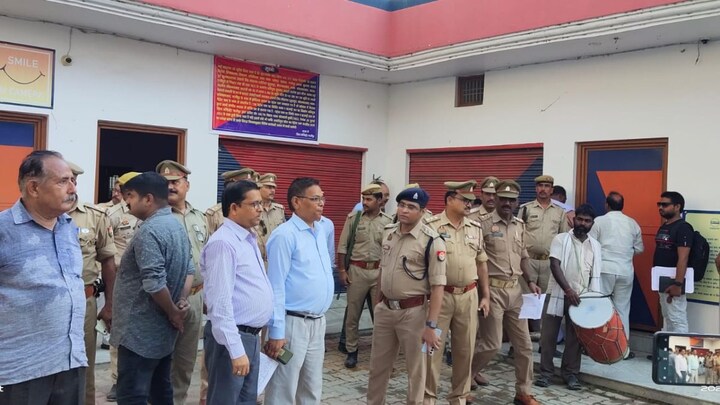 इधर जेल से बाहर आया अफजाल अंसारी और उधर हो गई बड़ी कार्रवाई, पत्नी के नाम दर्ज करोड़ों की संपत्ति कुर्क UP Tak