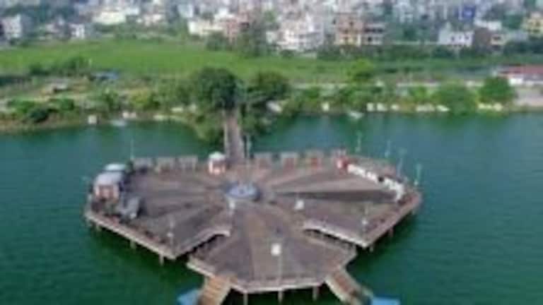 जानिए गोरखपुर की वो ‘पांच खूबसूरत’ जगहें, जहां कम पैसे में परिवार के साथ घूम सकते हैं आप UP Tak