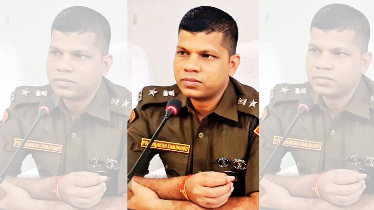 बरेली से IPS प्रभाकर चौधरी के ट्रांसफर के बाद अब इन लोगों के खिलाफ हो रही FIR!