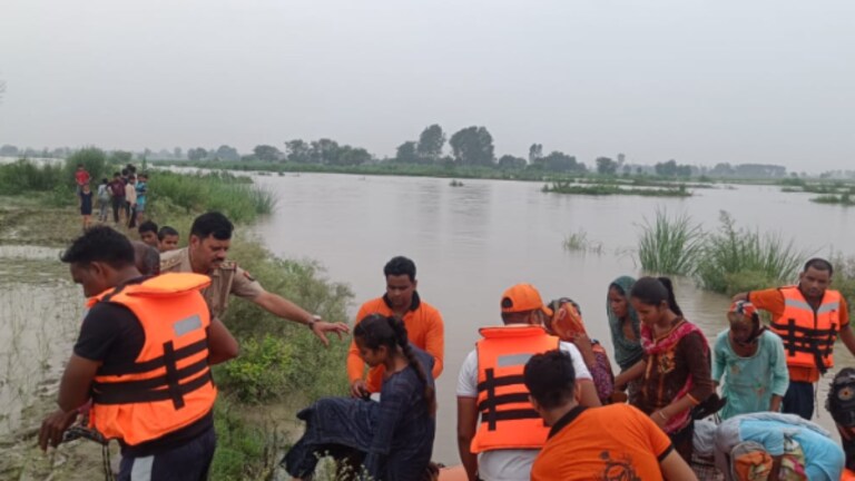 ‘यमुना में तैरने और सेल्फी लेने का प्रयास न करें…’, गौतमबुद्ध नगर DM ने जारी की ये चेतावनी UP Tak