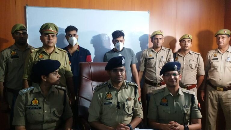 नोएडा की इस शातिर लड़की ने ऐप बना हायर किए लुटेरे, BF संग मिलकर की लूट और अब हो गई फरार UP Tak