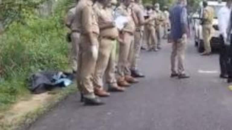 बदायूं में खौफनाक वारदात, सड़क किनारे मिले दो महिलाओं के शव, हाल देख सहमे लोग UP Tak
