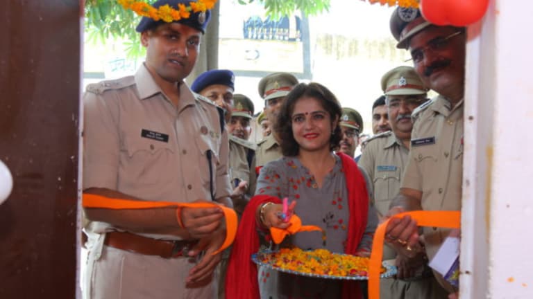 आगरा जेल रेडियो को आज हुए चार साल, तिनका तिनका फाउंडेशन ने की थी इसकी स्थापना UP Tak