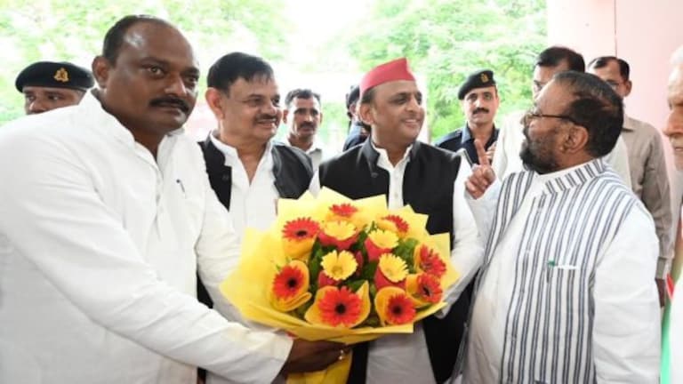 OBC वोटों पर नजर! लखनऊ में अखिलेश ने आयोजित किया महासम्मेलन, महात्मा बुद्ध का यूं किया जिक्र OBC वोटों पर नजर! लखनऊ में अखिलेश ने आयोजित किया महासम्मेलन