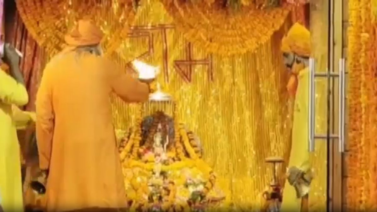 अयोध्या: जनवरी 2024 से राम मंदिर के पुजारी-सेवादारों को सरकारी कर्मचारियों की तरह मिलेंगी ये सुविधाएं UP Tak