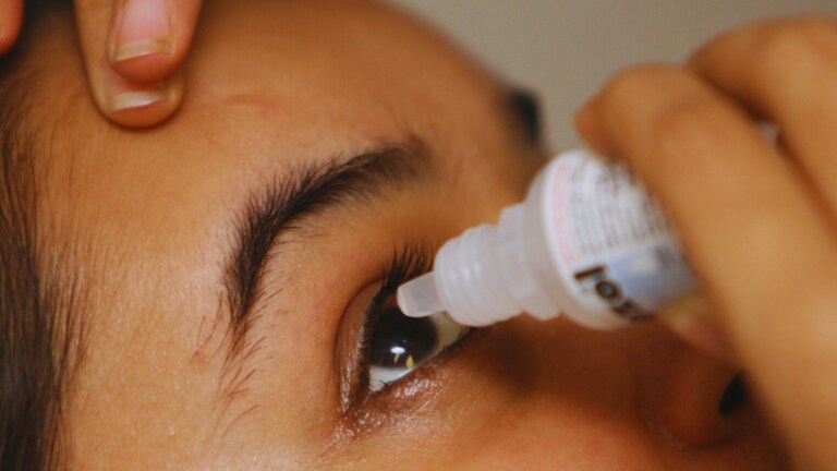 लखनऊ में हो रही Eye Flu के मामलों की जमकर वृद्धि, क्यों फैल रही ये बीमारी? जानें बचाव के तरीके UP Tak