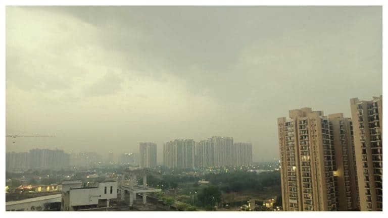 UP Weather Update: फिर करवट ले रहा यूपी का मौसम! अब 20 अक्टूबर तक ऐसा रहेगा सूबे का तापमान UPTak