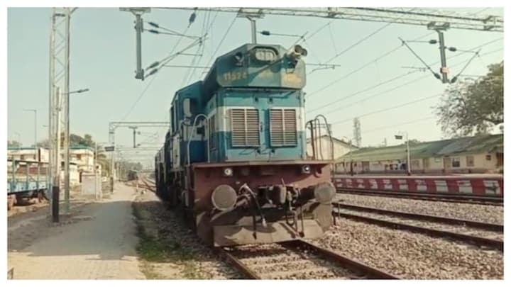 3 दशक बाद महराजगंज जिले का सपना होगा पूरा, अब नेपाल सीमा तक दौड़ेगी ट्रेन, जानें UP Tak