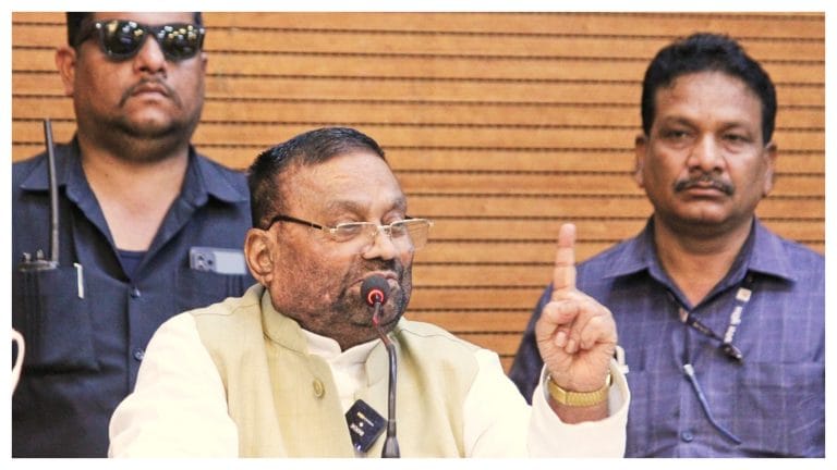 जूता कांड के बाद फिर चर्चा में आए स्वामी प्रसाद मौर्य, हिंदू धर्म को लेकर दिया ये बयान UP Tak