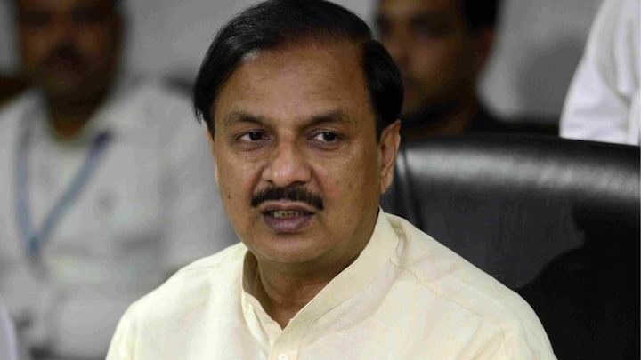 नोएडा: जिला भाजपा अध्यक्ष ने लोकसभा उम्मीदवारी पर अटकलों के बीच महेश शर्मा का किया समर्थन UP Tak