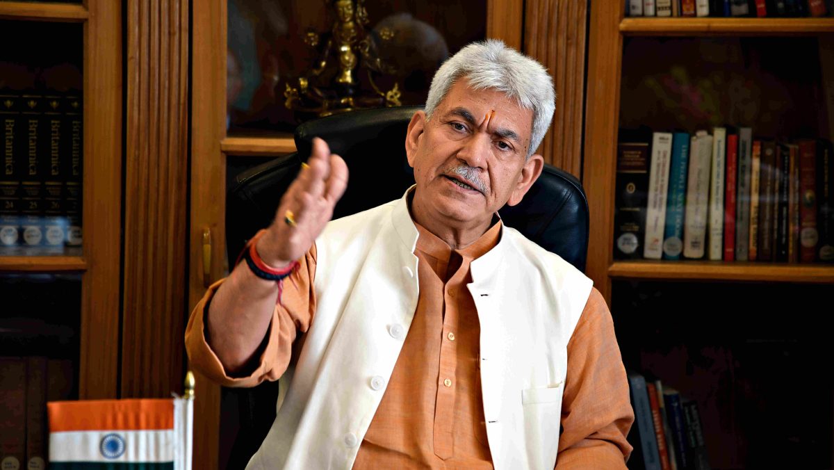 क्या 2024 में गाजीपुर सीट से लड़ेंगे चुनाव? जम्मू-कश्मीर के LG मनोज सिन्हा ने दिया ये जवाब UP Tak