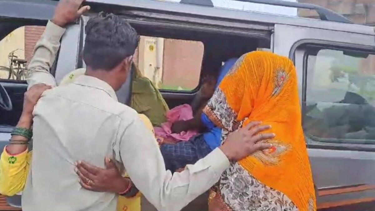 रामपुर: दो फर्जी अस्पतालों ने ले ली 2 महिलाओं और एक नवजात की जान रामपुर: दो फर्जी अस्पतालों ने ले ली 2 महिलाओं और एक नवजात की जान