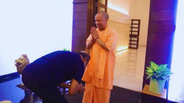 रजनीकांत ने क्यों छुए थे सीएम योगी आदित्यनाथ के पैर? सुपरस्टार ने खुद बता दी इसकी वजह UP Tak